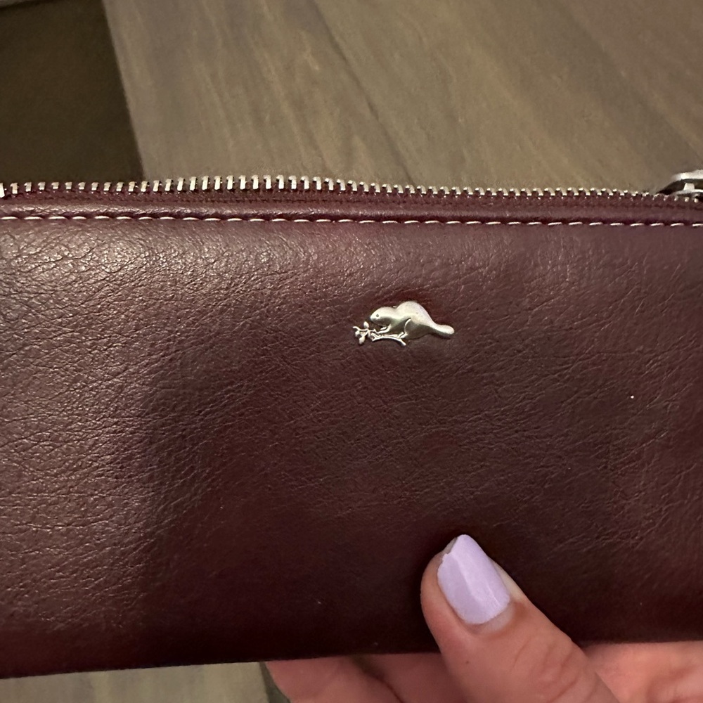 Roots Burgundy Leather Wallet - Picture 10 of 12